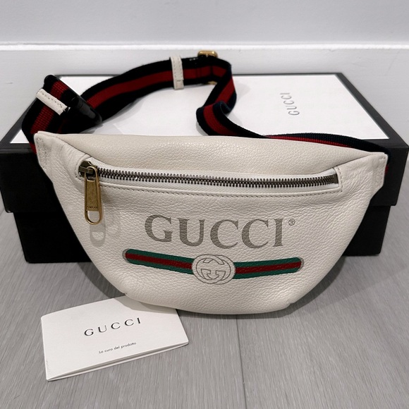 Gucci Grained Calfskin Small Logo Belt Bag - white - Picture 1 of 8